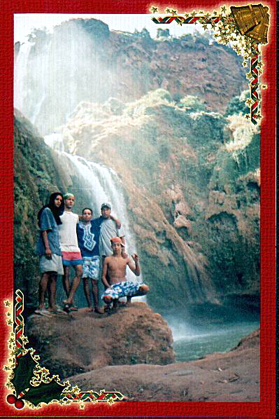 Mohamed et le potes au cascades d'OUZOUD